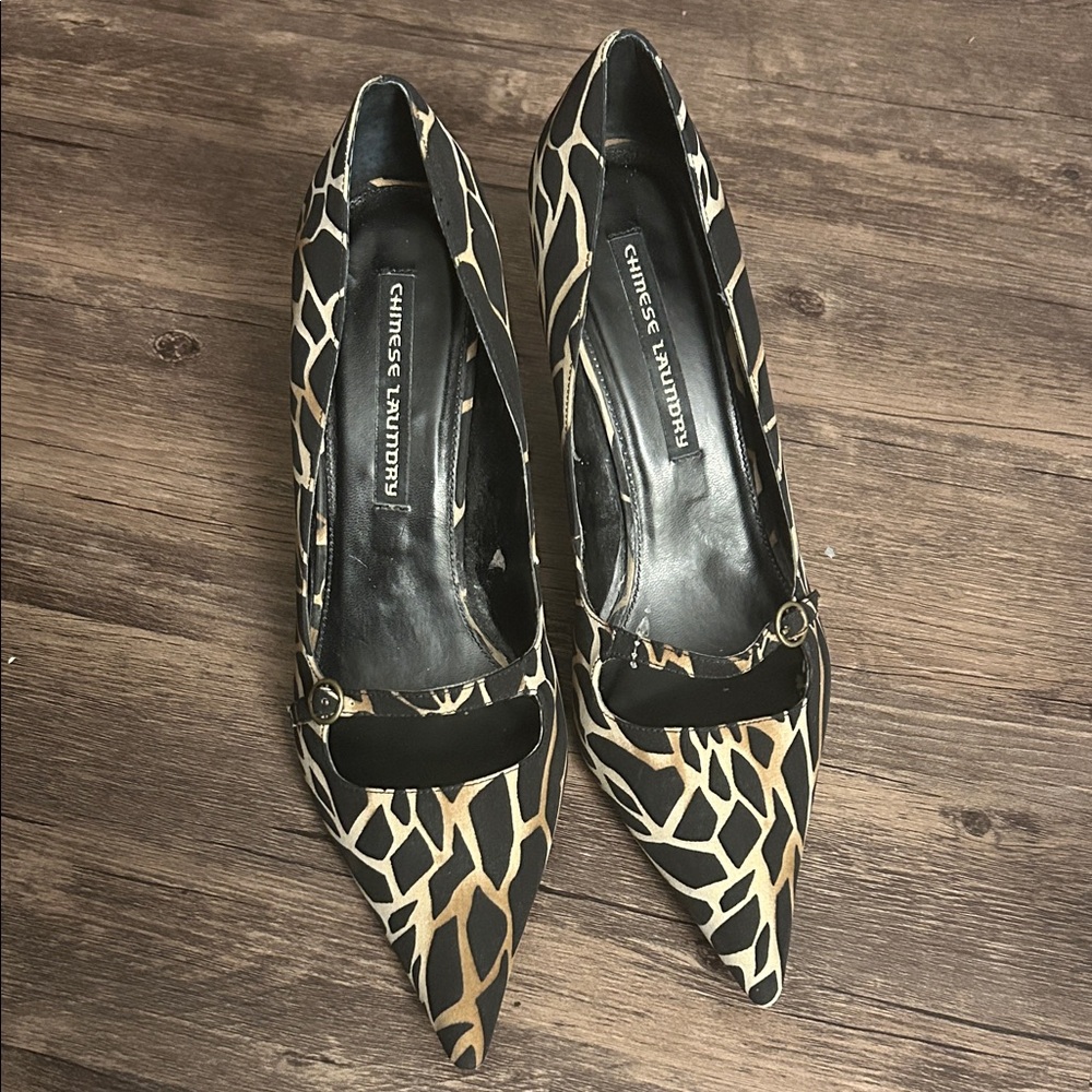 Chinese Laundry Black and Tan Leapord Patterned Heels, Size 10